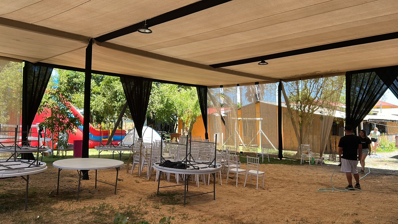 Arriendo de Carpa para Banquetes Rústicos