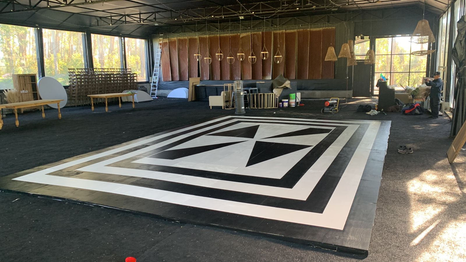 Arriendo de Pista de Baile Cruz de Malta